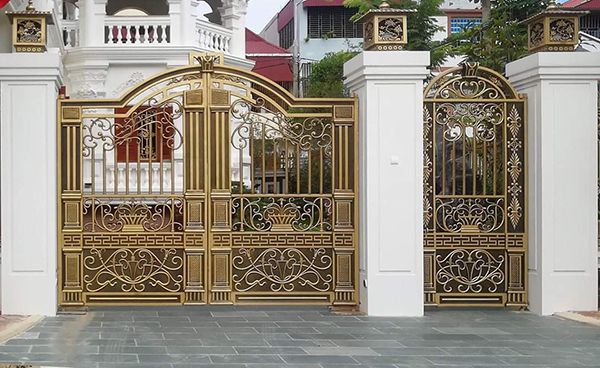 Làm cổng nhôm đúc đẹp giá rẻ tại Long Điền LH: 0772.992.996