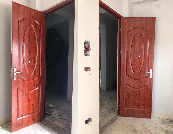 Cửa nhôm nguyên tấm vân gỗ tại Vũng Tàu